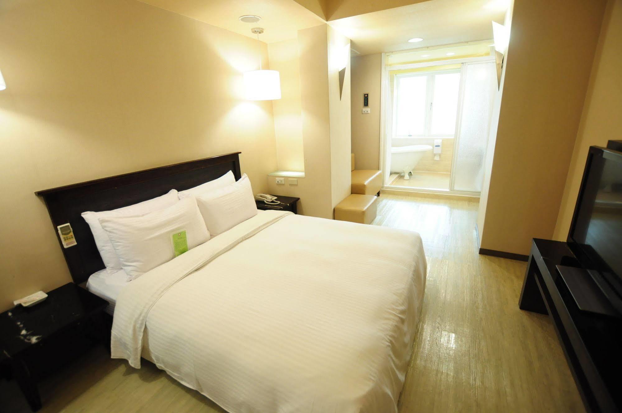 Kindness Xin Jue Jiang Hotel Cao Hùng Ngoại thất bức ảnh