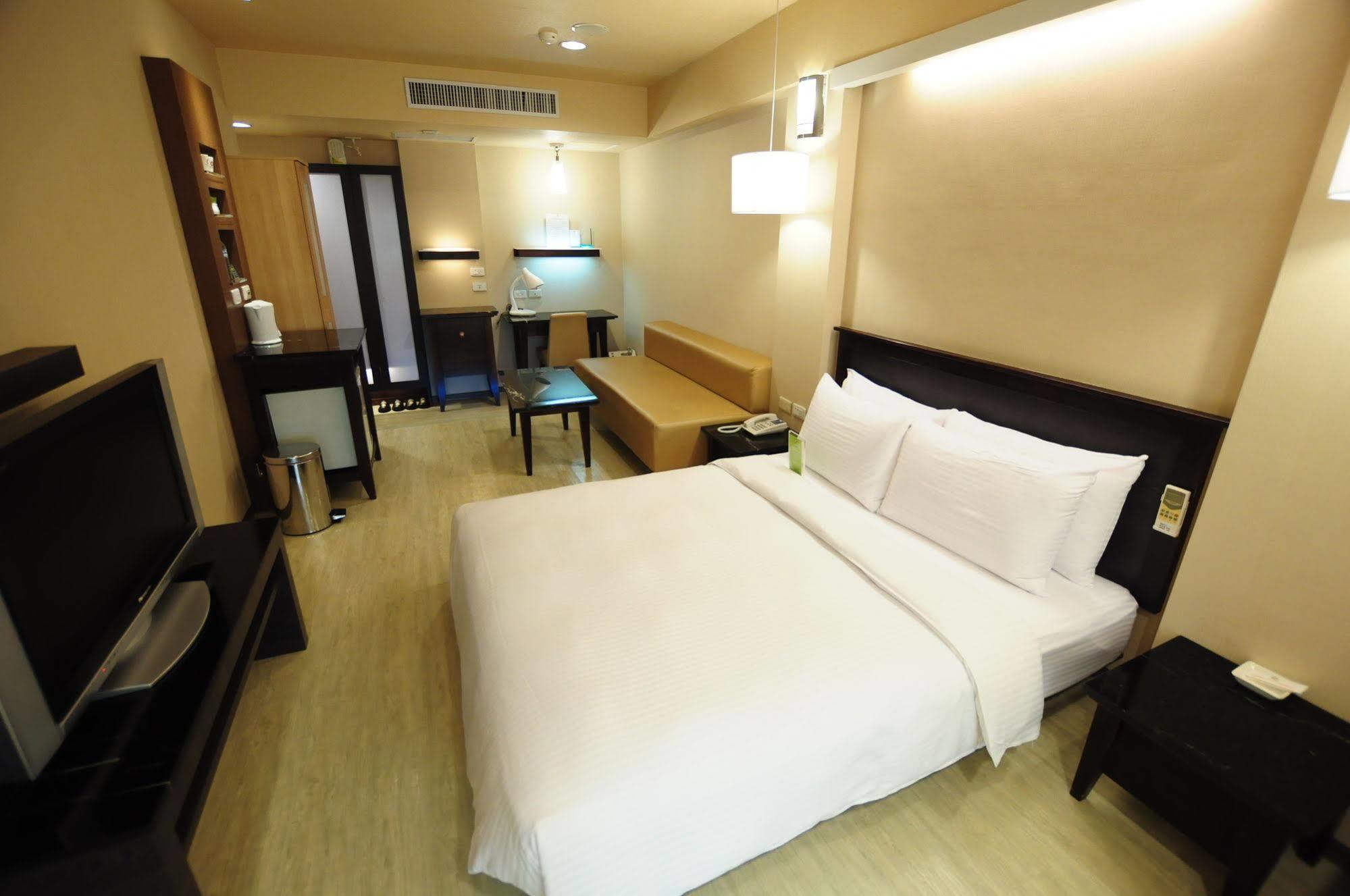 Kindness Xin Jue Jiang Hotel Cao Hùng Ngoại thất bức ảnh