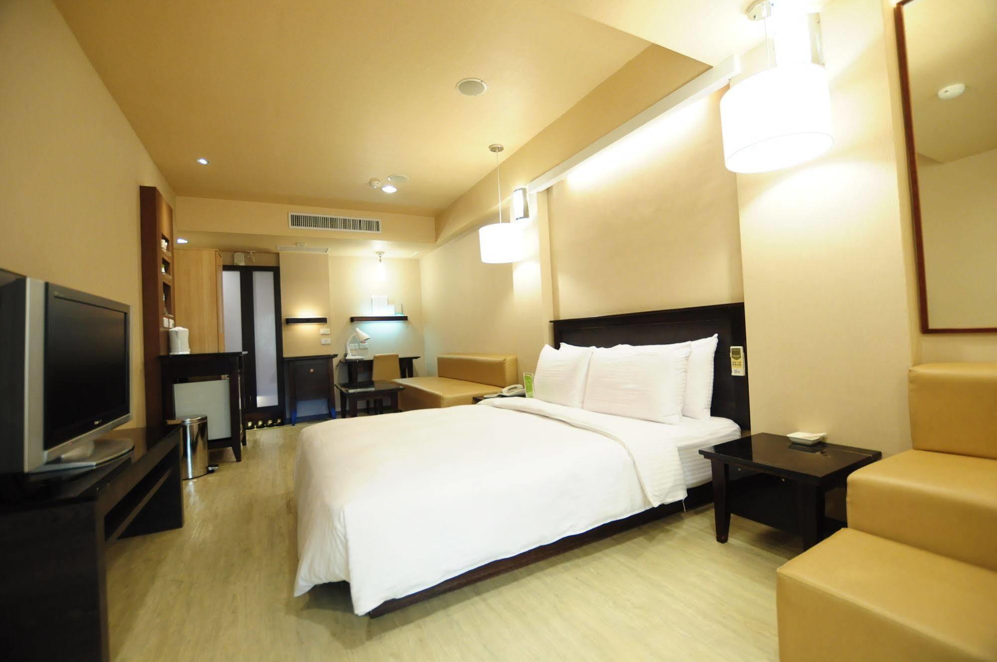 Kindness Xin Jue Jiang Hotel Cao Hùng Ngoại thất bức ảnh