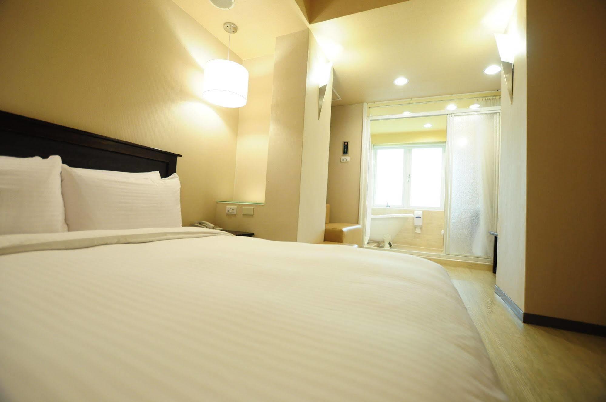 Kindness Xin Jue Jiang Hotel Cao Hùng Ngoại thất bức ảnh