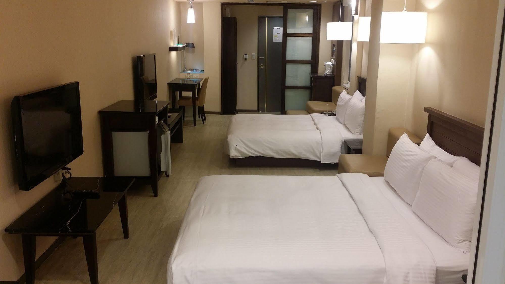 Kindness Xin Jue Jiang Hotel Cao Hùng Ngoại thất bức ảnh